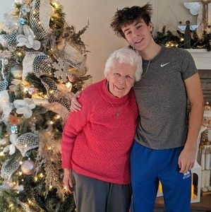 Meet your Posher, Joan